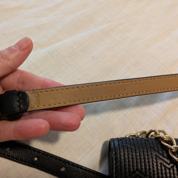 Michael Kors Black and Gold Quilted Belt Bag Fanny Pack - Picture 7 of 16